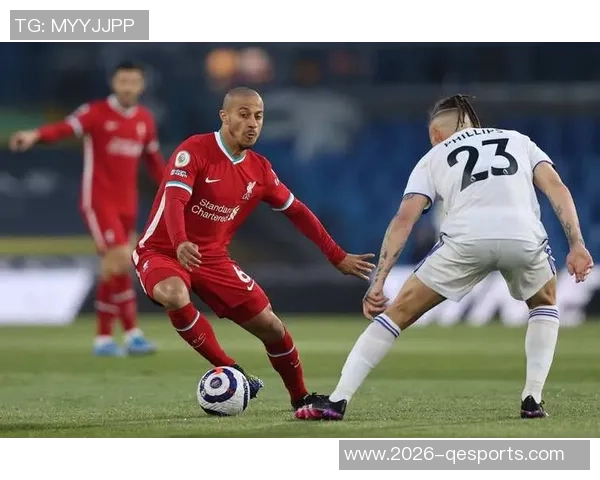 英超精彩回顾利兹联在主场战胜西汉姆展现强大实力