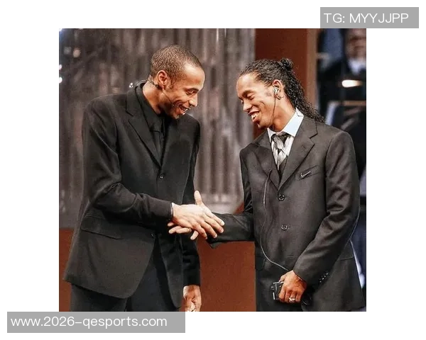 奥卡卡回忆两次接近加盟AC米兰遗憾错失2016年欧洲杯机会